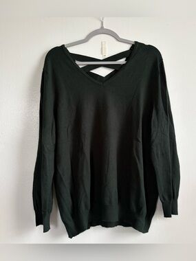 Love, Ellie Dark Green Solid V-Neck Strappy Back Pullover Sweater Women’s 2X